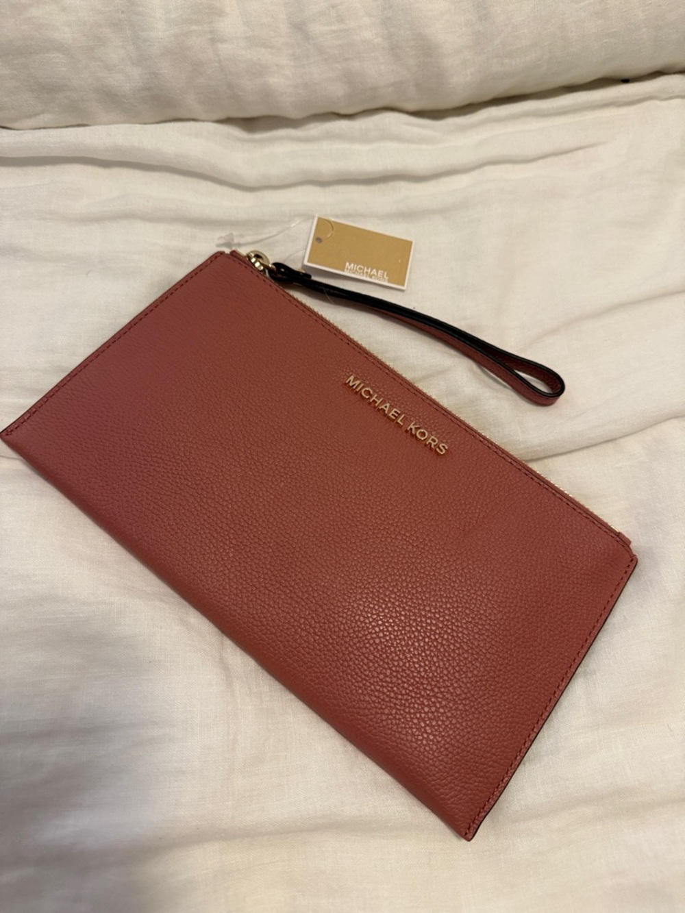 NWT Michael Kors Pebbled Leather Wristlet